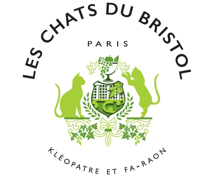 Travel News: кошачья душа парижского отеля Le Bristol