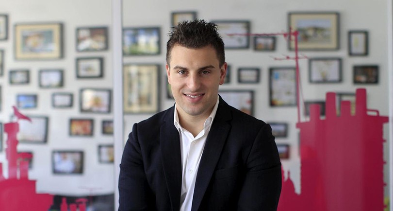 Men in Power: создатель Airbnb Брайан Чески