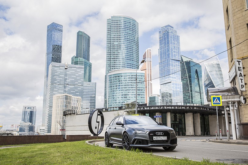 Авто с Яном Коомансом: Audi RS6 — хардкор в строгом костюме