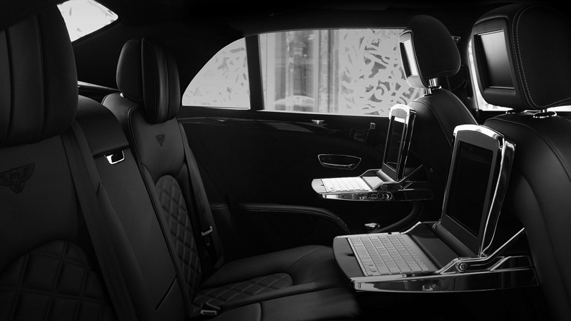 Механизмы. Bentley снимает фильм на iPhone