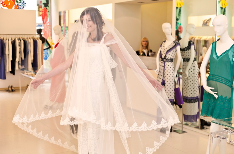 Shopping: Свадебная примерка Alberta Ferretti