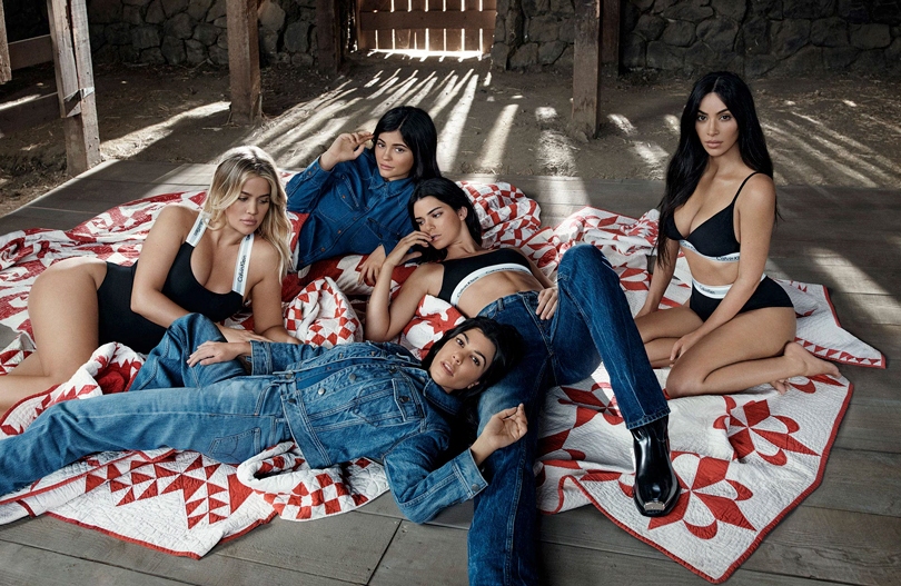 Calvin Klein прекращает выпускать одежду
