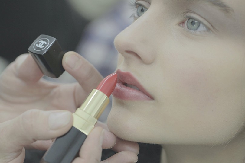 Total Beauty: уроки макияжа с недавнего показа Chanel Haute ...