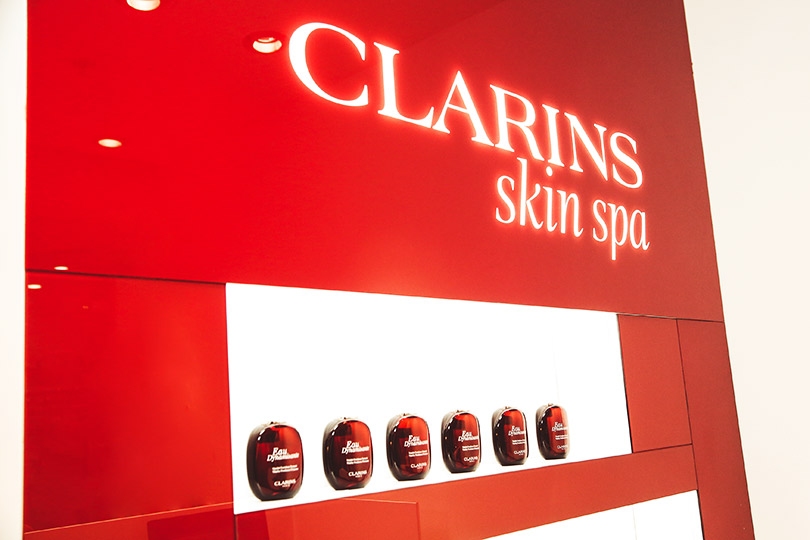 Где попробовать уходы Clarins, если вы живете в Москве