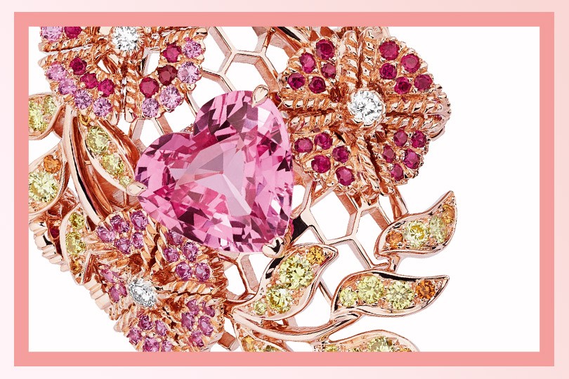 Ювелирные шедевры из коллекции Dior Dior Dior покажут в Музе...