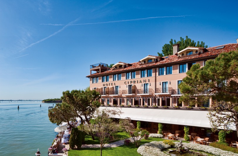 Предложение недели: кино-Венеция с отелем Belmond Hotel Cipr...
