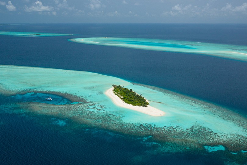 Travel News: частный остров Four Seasons Private Island Mald...