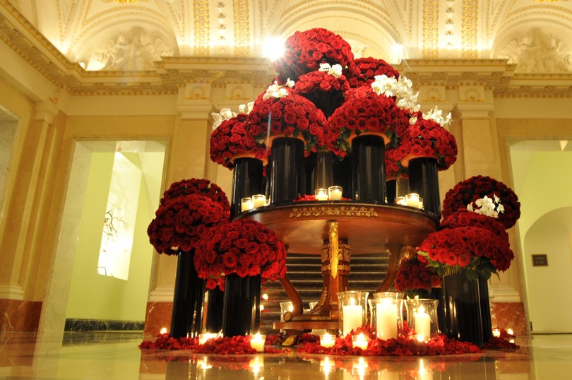New Year Ideas. Рождество и Новый год в Four Seasons Hotel L...