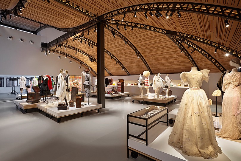 Travel News: открытие Galerie в фамильном доме Louis Vuitton...