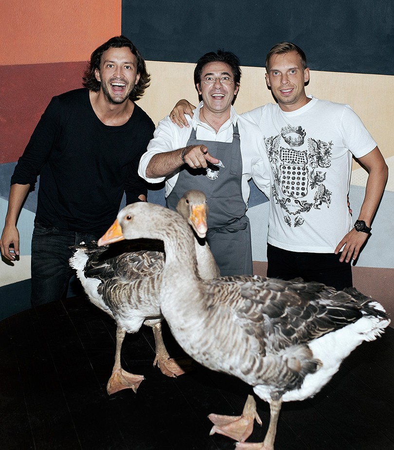 Адрес дня: Goose Goose & Bar27 в Санкт-Петербурге