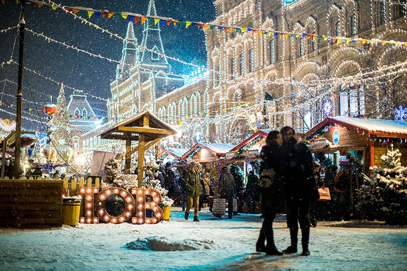 Идея дня: свидание на ГУМ-Катке