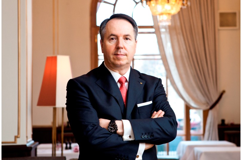 Business & Lifestyle: гендиректор «Астории» Герольд Хель...