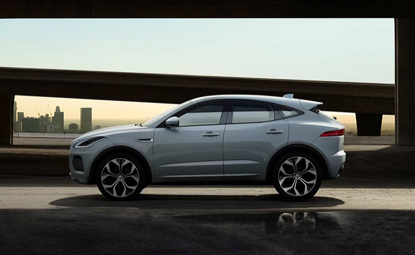 Jaguar E-PACE разрывает шаблоны и устанавливает рекорды