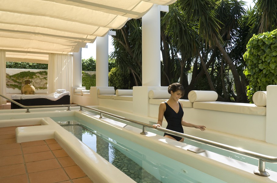 Оздоровительные программы на сентябрь в отеле Capri Hotel Pa...