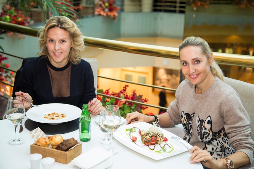 Ladies Who Lunch. Татьяна Рогаченко и Оксана Бондаренко в «Г...