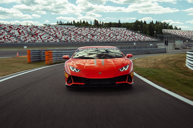 Авто с Яном Коомансом: Lamborghini Huracan Evo — динамичный ...