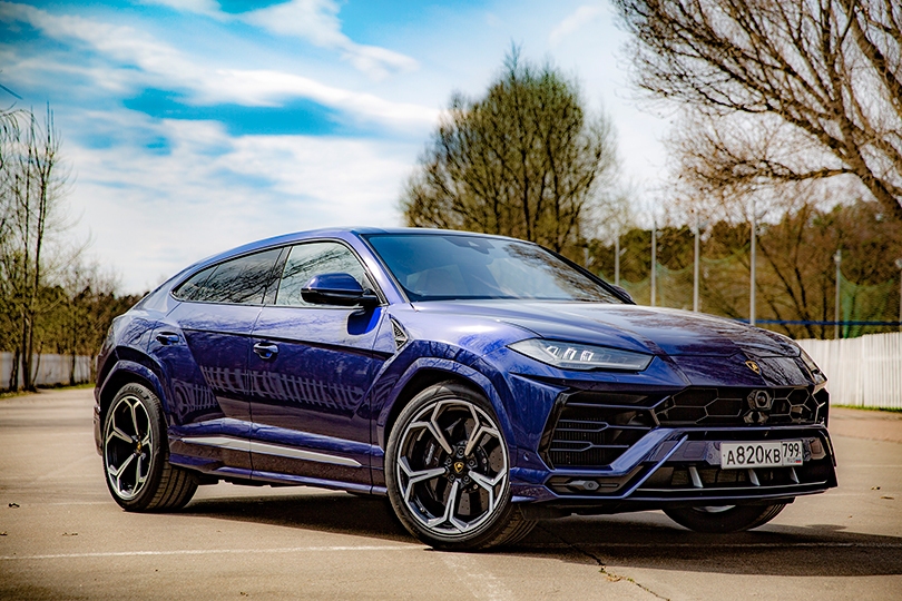 Авто с Яном Коомансом: Lamborghini Urus — мастер на все руки...