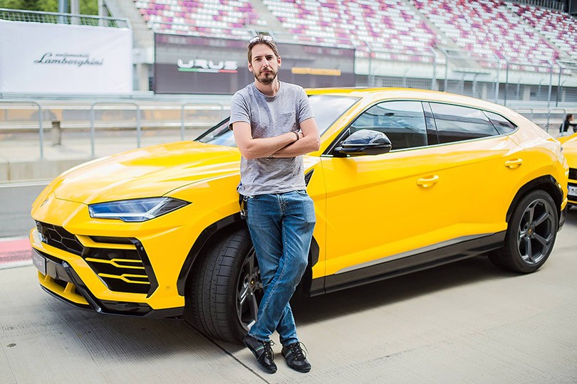 Авто с Яном Коомансом: Lamborghini Urus – всё Super