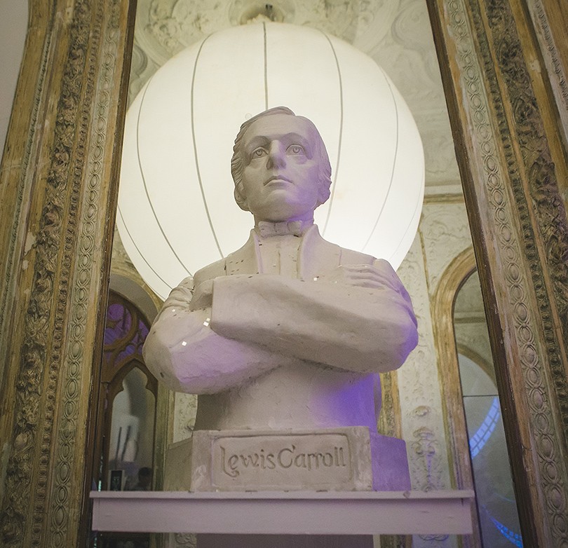 Art & More: в Москве откроют музей Льюиса Кэрролла