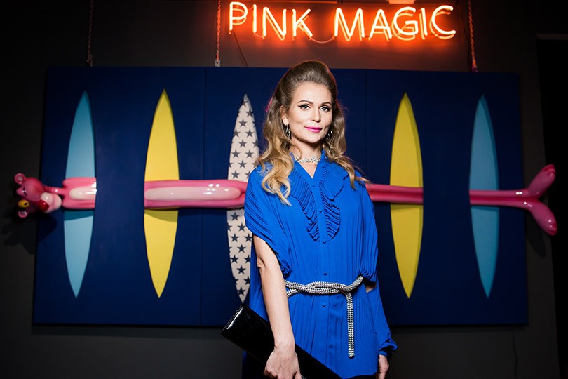 Закрытая презентация выставки Pink Magic Ольги Ломаки
