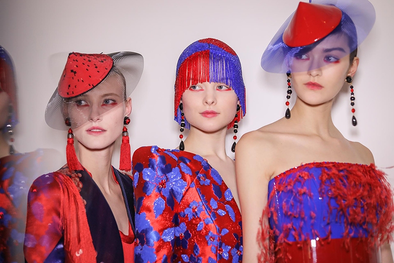 Азиатские мотивы в макияже на показе Armani Privé весна-лето...