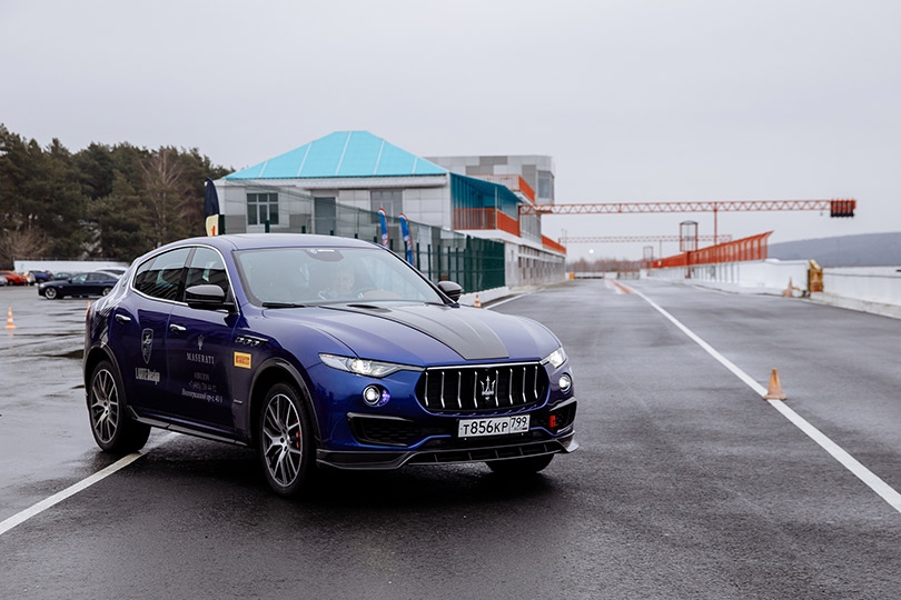 Авто с Яном Коомансом: за рулем Maserati на автодроме ADM Ra...