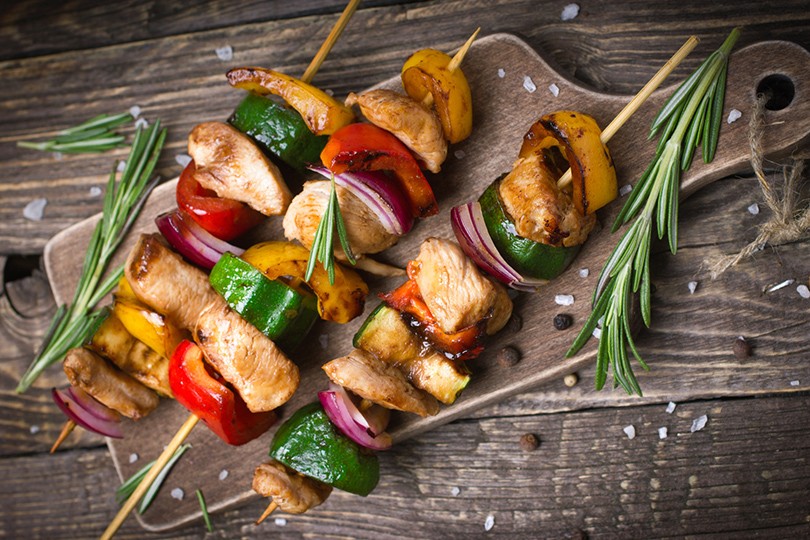 Пикник на обочине: как выбирать и где покупать мясо для шашл...