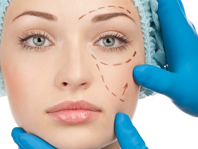 Total Beauty: пластические операции способствуют старению го...