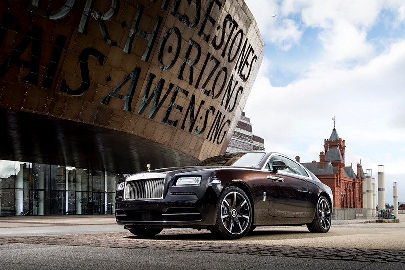 Рокеры за рулем: дизайн Rolls-Royce разработали музыканты Th...