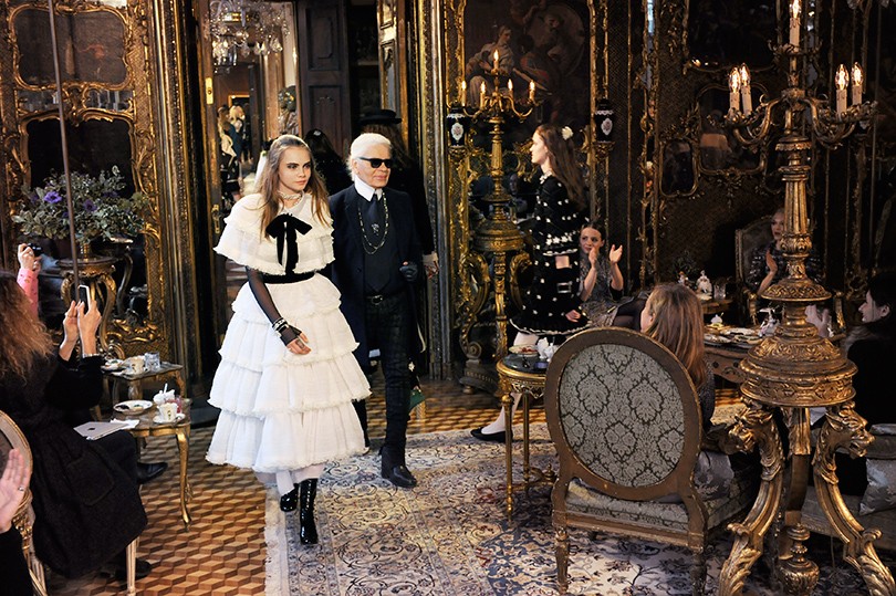 Коллекция: альпийские мотивы в Chanel Métiers d’art show