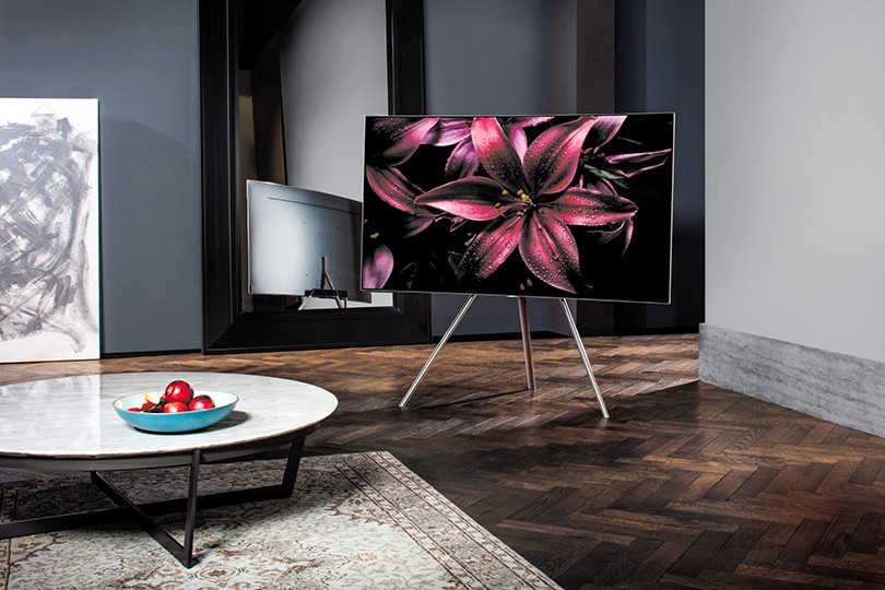 Телевизор Samsung QLED TV: Q8C и Q7C — изогнутое чудо света
