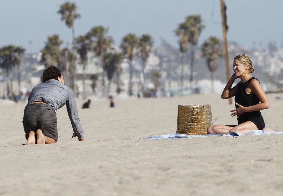 Шэрон Стоун на Venice Beach в Лос-Анджелесе