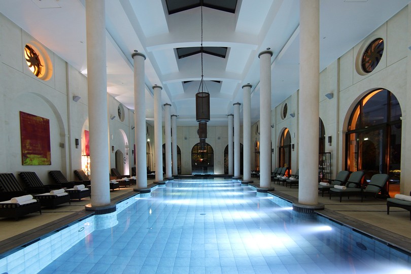 Travel News: алхимия красоты на Юге Франции, Terre Blanche H...