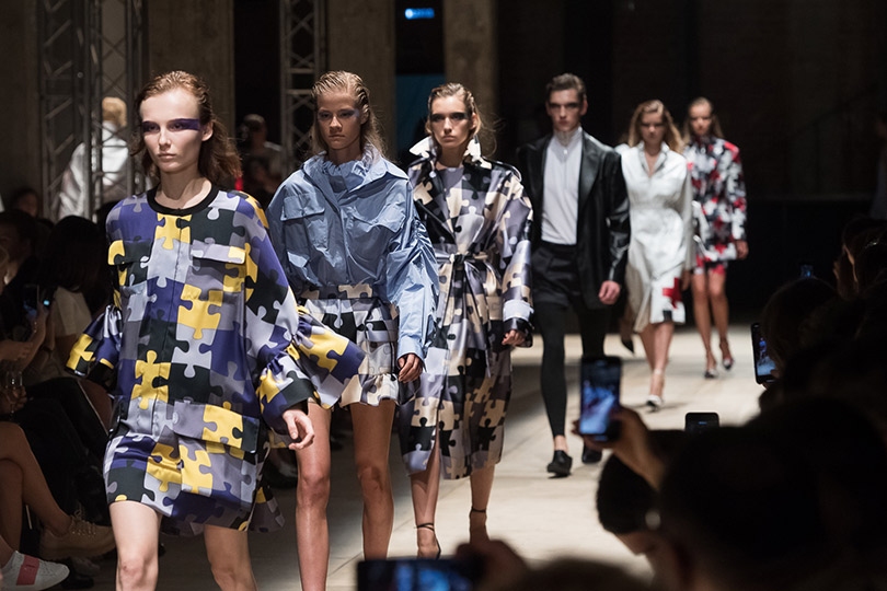 Mercedes-Benz Fashion Week Russia: показ Viva Vox, вдохновле...