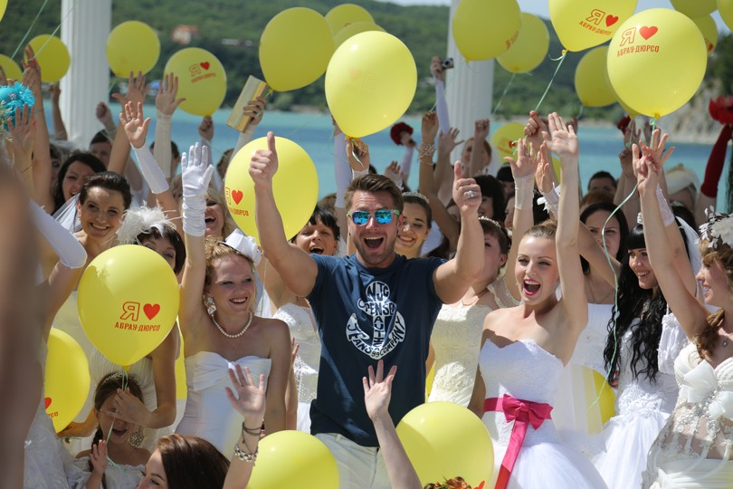 Celebrity Lifestyle с Константином Гайдаем: поездка в Абрау-...
