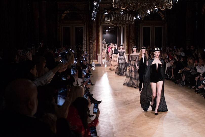 Показ Yanina Couture в рамках Недели высокой моды в Париже