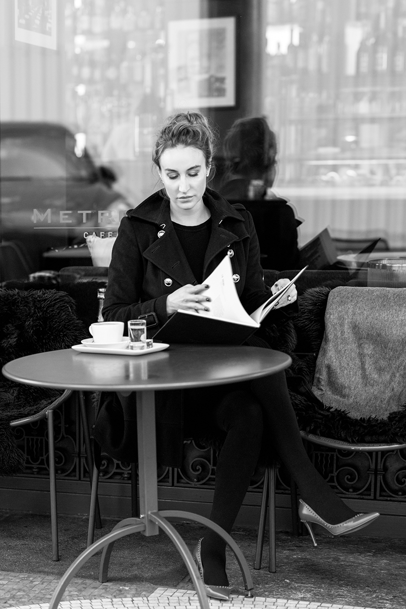 Беттина Гюбер мини-инсталляции в офисе Беттина Гюбер мини-инсталляции в офисе