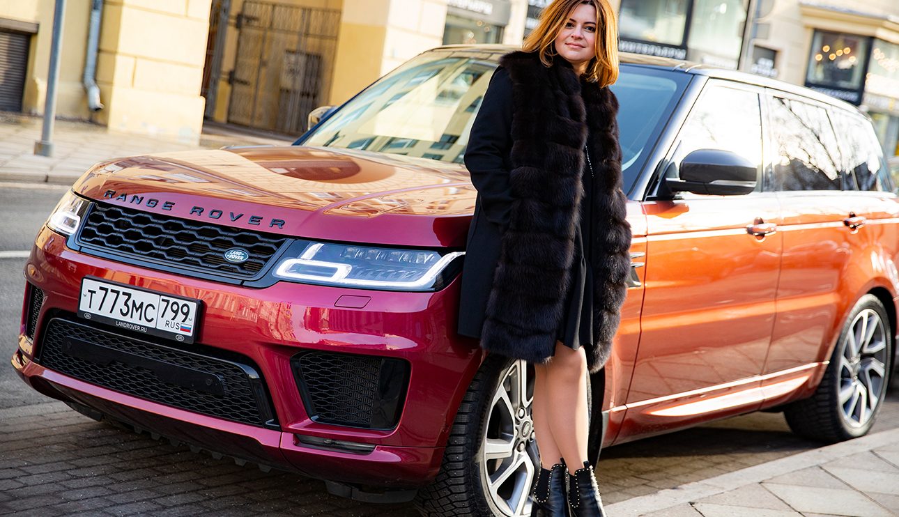 Руководитель Private Banking Банка Открытие Алина Назарова и Range Rover Sport