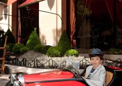 Новости: Автомобиль для маленьких гостей отеля Plaza Athénée