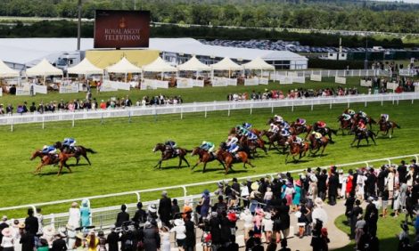 Блог редакции. Royal Ascot 2014: модные безумства на главных скачках Старого света