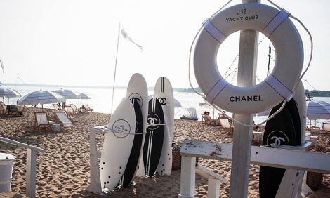 Три счастливых дня: Chanel открыл собственный яхт-клуб в нью-йоркском Шелтер-Айленде