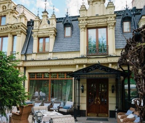 Butler на Патриарших: ресторан, в котором хочется соблюдать дресс-код