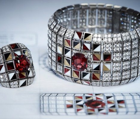 История в лицах: первая «высокая» ювелирная коллекция Chanel, созданная для России