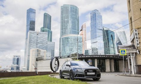 Авто с Яном Коомансом: Audi RS6 — хардкор в строгом костюме