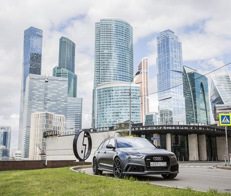 Авто с Яном Коомансом: Audi RS6 — хардкор в строгом костюме