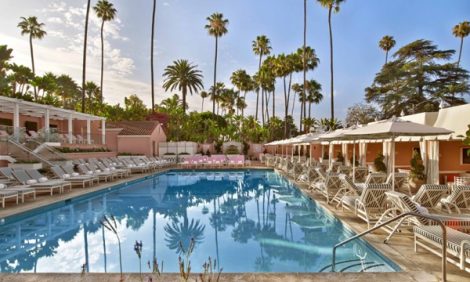 Адрес дня. Обновленный бассейн и Cabana Café в The Beverly Hills Hotel