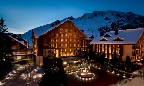 Куда поехать зимой: бесплатная ночь в Chedi Andermatt в Швейцарии