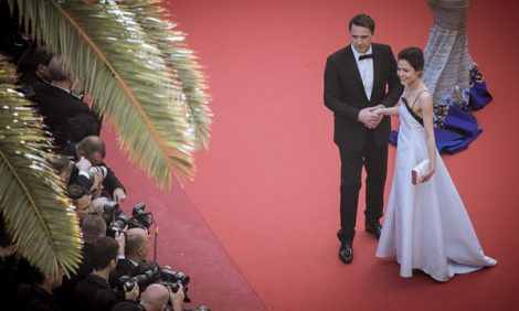 Cannes 2016 Backstage Beauty: чувственный и нежный образ Елены Лядовой