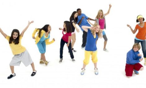 Идея дня. Уроки танцев для детей в Elounda SA & Resorts на Крите