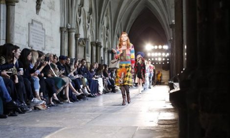 Style Notes: показ Gucci Cruise 2017 в Вестминстерском аббатстве